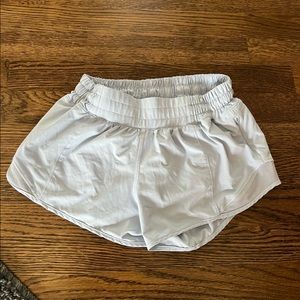 pastel blue lululemon hotty hot shorts. Length 2.5"